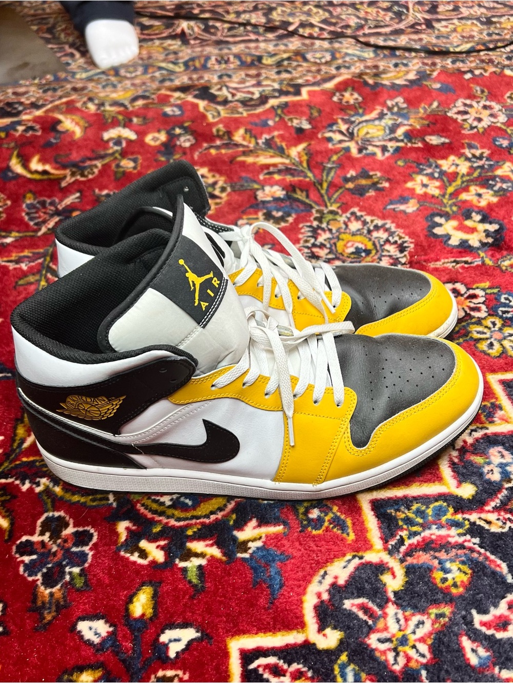 Air Jordan 1 Mid (14) - Yellow Ochre, White, Black